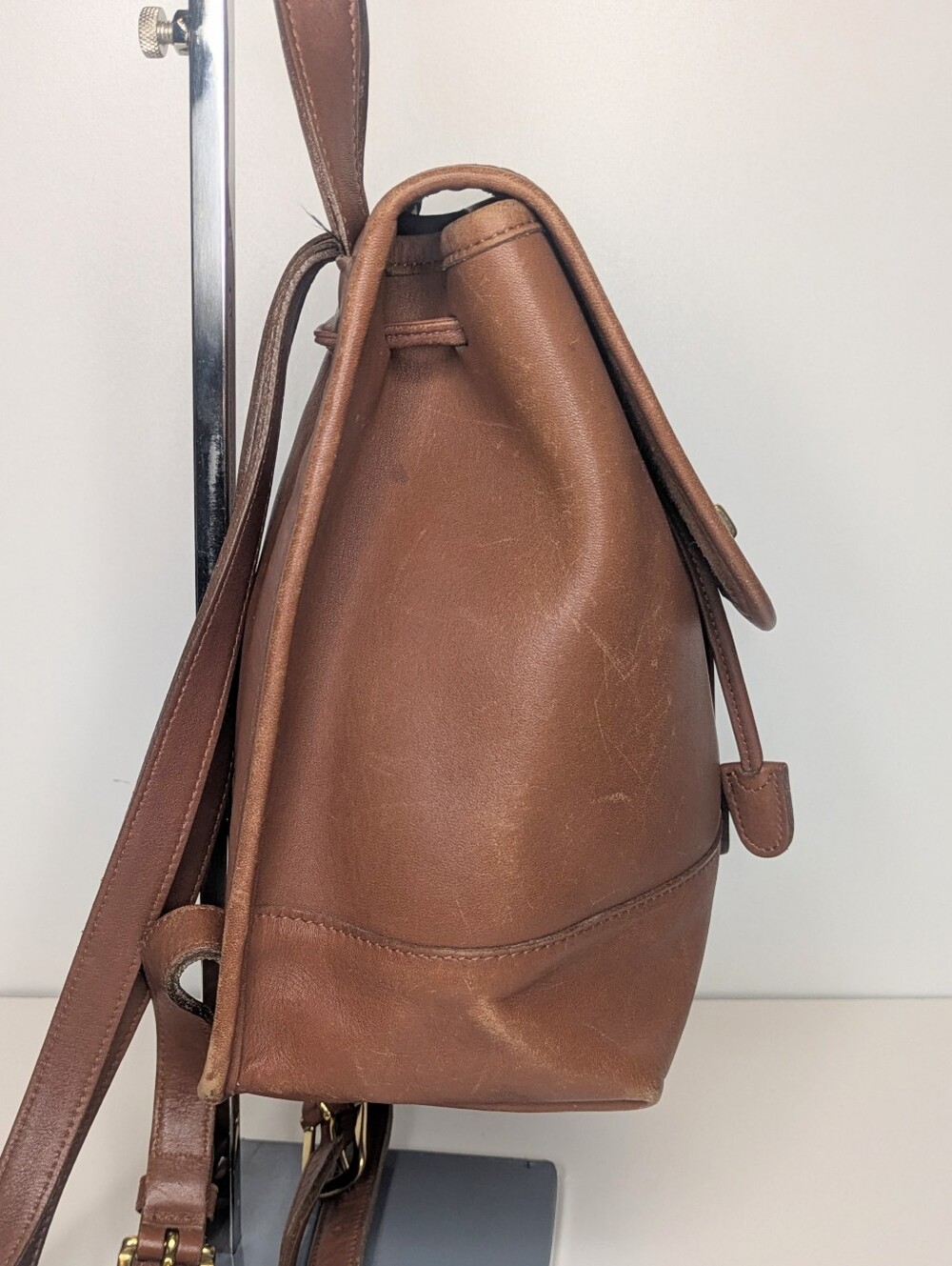 Vintage Coach Leather Backpack Tan Brown - Picture 3 of 14